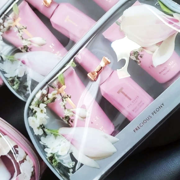 Ted Baker PEONY SPRITZ Minis Bag Gift Set - Picture 2 of 3